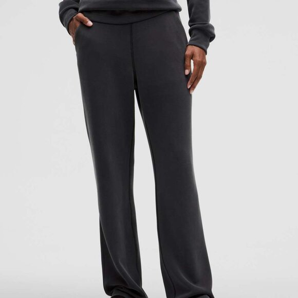 NWT Lululemon Softstreme High-Rise Straight-Leg Pant...